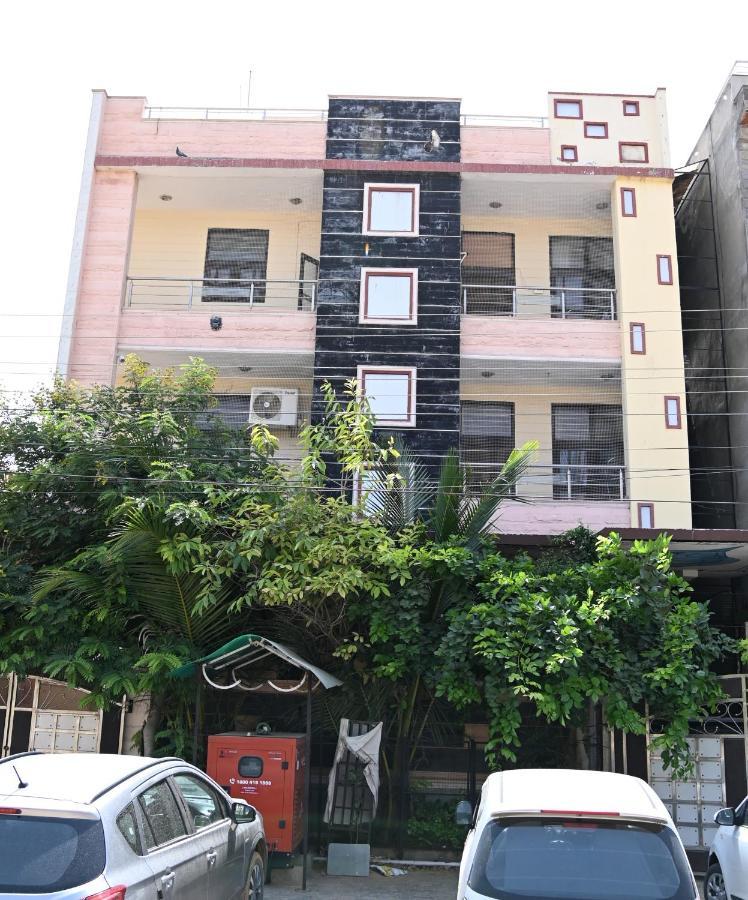 Sohanas Homestays- 2 Bhk Luxury Apartment Near Jaipur International Airport Exterior foto